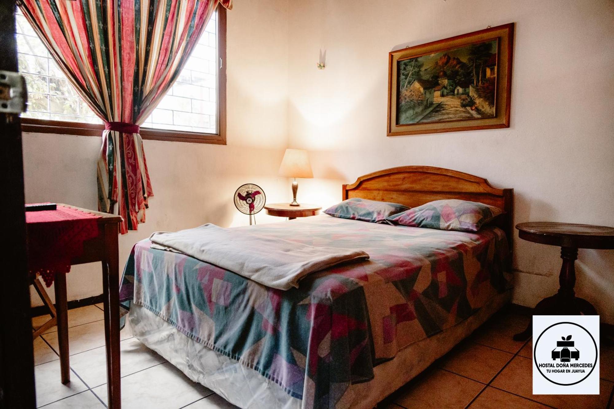 Hostal Dona Mercedes Juayua Bagian luar foto