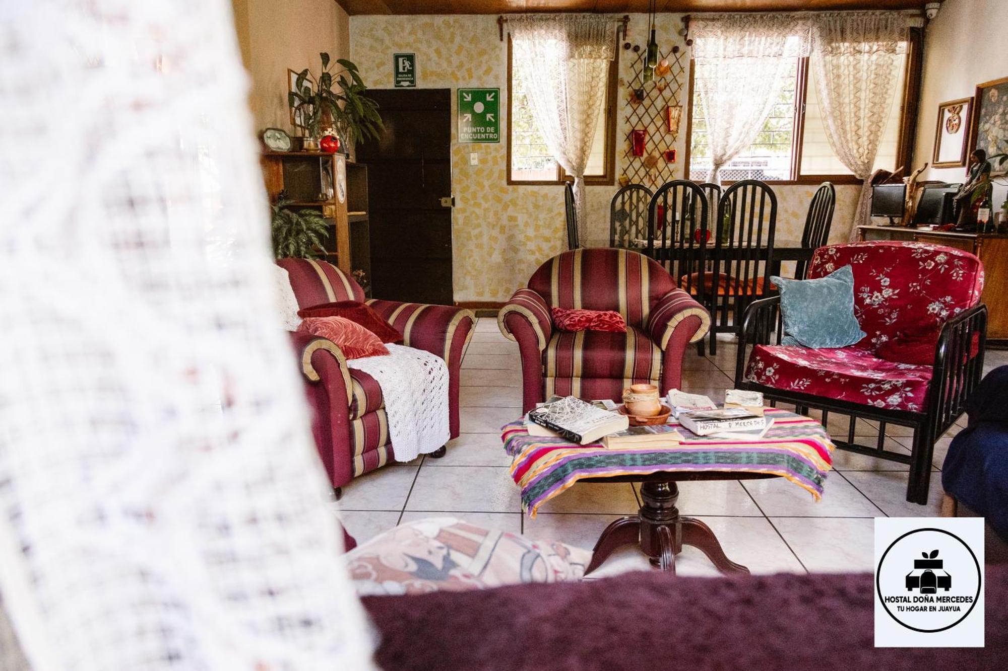 Hostal Dona Mercedes Juayua Bagian luar foto